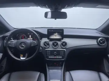 2021 Cadillac XT4 с пробегом 70 200 км