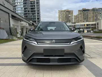 2025 BYD Yuan Up с пробегом 8 000 км