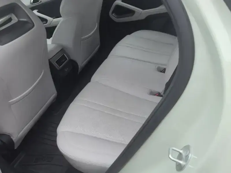 2025 BYD Yuan Up с пробегом 17 000 км