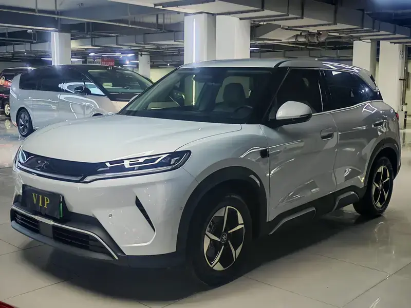 2025 BYD Yuan Up с пробегом 6 600 км