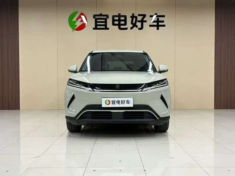 2025 BYD Yuan Up с пробегом 6 000 км