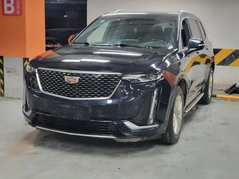 2022 Cadillac XT6 с пробегом 80 000 км