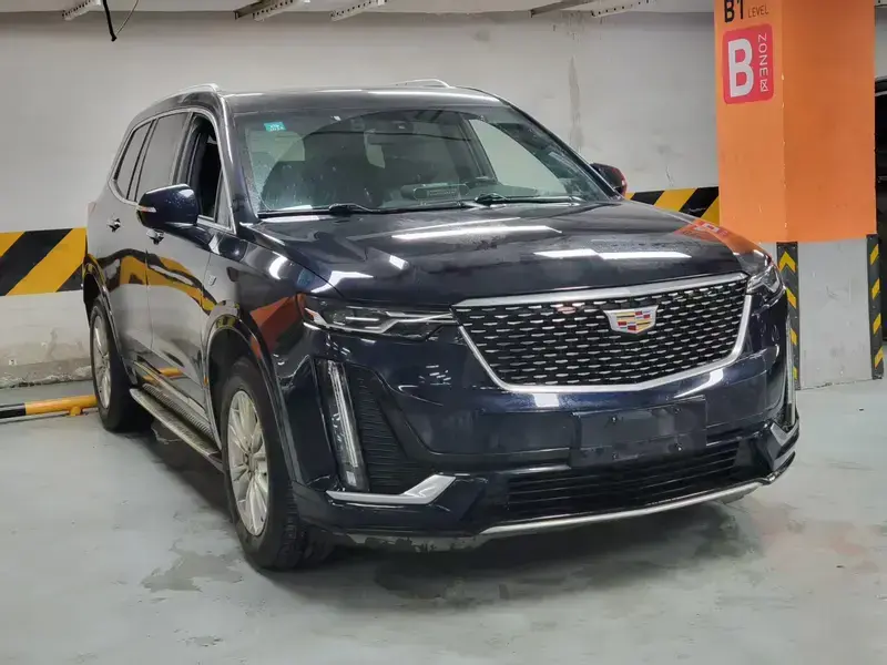 2022 Cadillac XT6 с пробегом 80 000 км