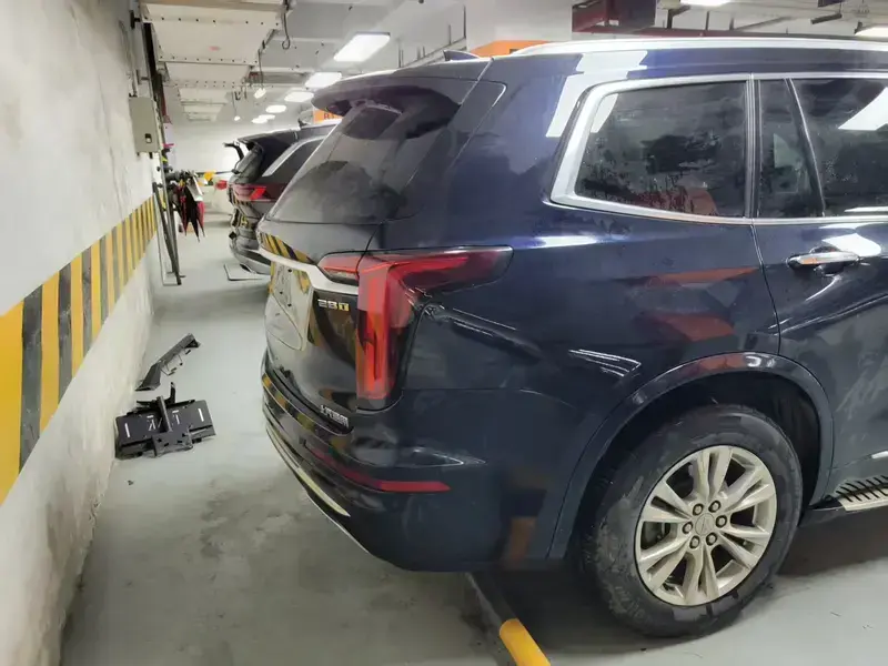 2022 Cadillac XT6 с пробегом 80 000 км