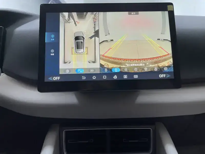 2025 BYD Yuan Up с пробегом 16 000 км