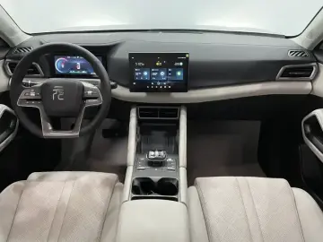2025 BYD Yuan Up с пробегом 16 000 км