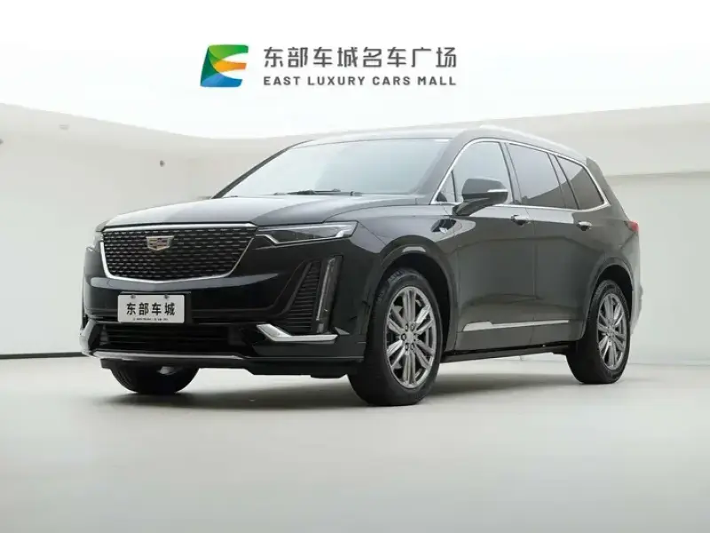 2022 Cadillac XT6 с пробегом 72 000 км