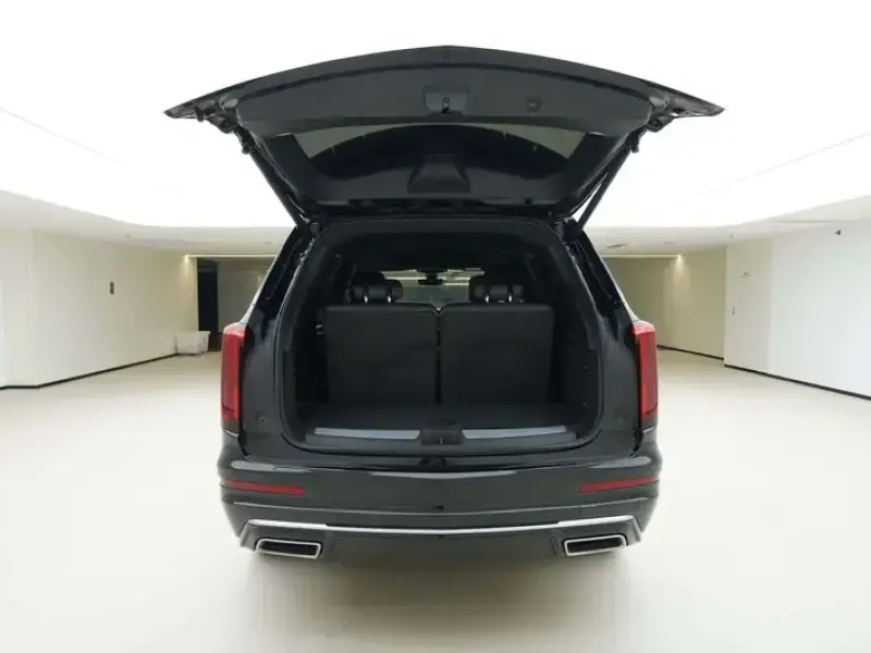 2022 Cadillac XT6 с пробегом 72 000 км