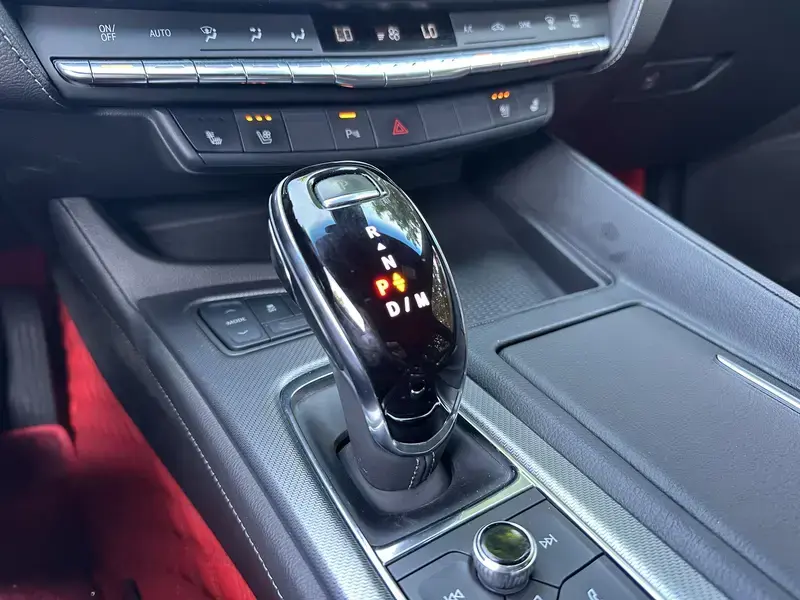 2022 Cadillac CT5 с пробегом 50 000 км