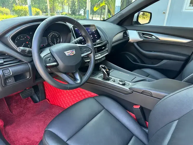 2022 Cadillac CT5 с пробегом 50 000 км