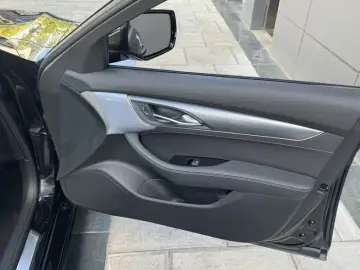 2020 Cadillac CT5 с пробегом 61 000 км