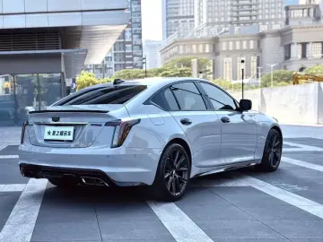 2020 Cadillac CT5 с пробегом 57 000 км