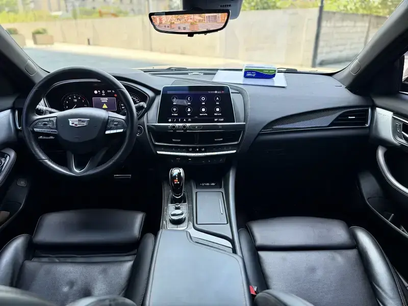 2020 Cadillac CT5 с пробегом 57 000 км
