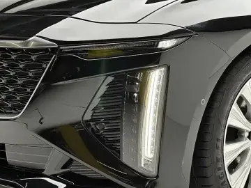2023 Cadillac CT6 с пробегом 18 000 км