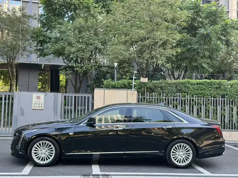 2019 Cadillac CT6 с пробегом 90 000 км