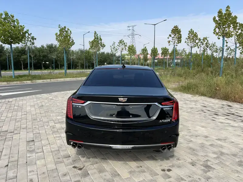 2022 Cadillac CT6 с пробегом 56 000 км