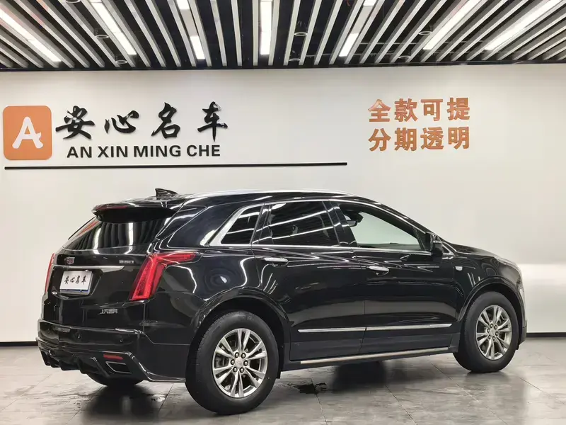 2020 Cadillac XT5 с пробегом 82 000 км