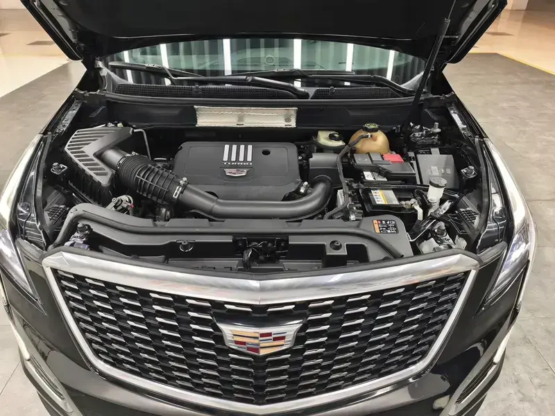2020 Cadillac XT5 с пробегом 82 000 км