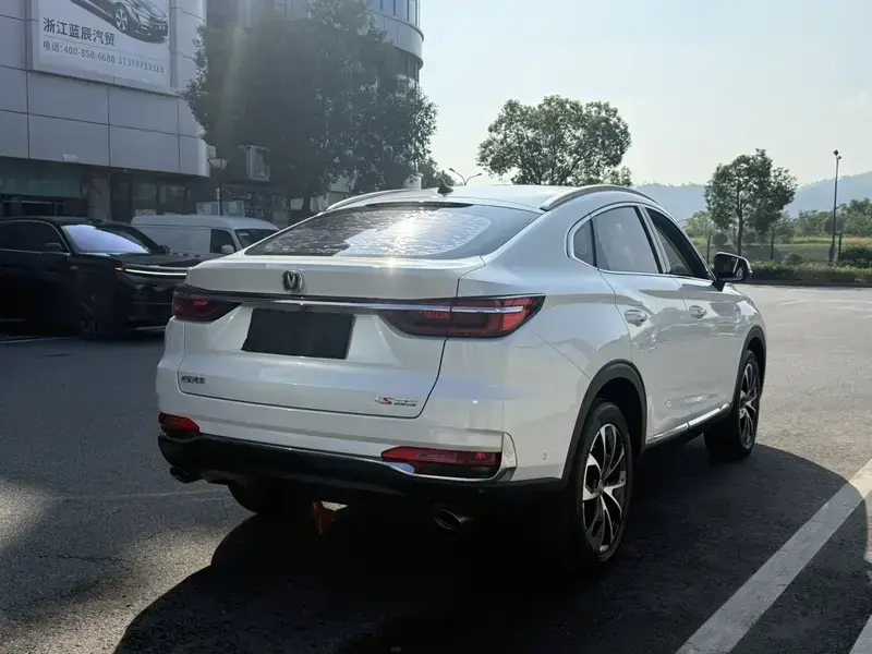 2019 Changan CS85 с пробегом 65 000 км