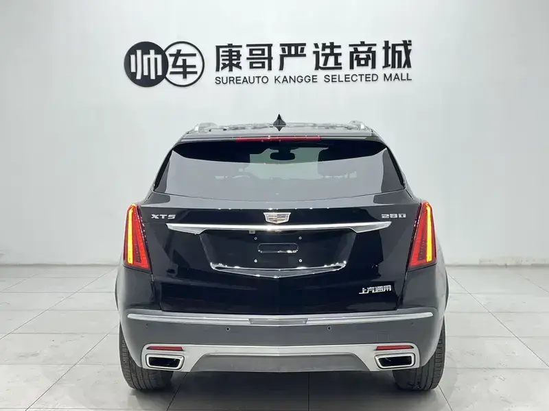 2021 Cadillac XT5 с пробегом 76 000 км