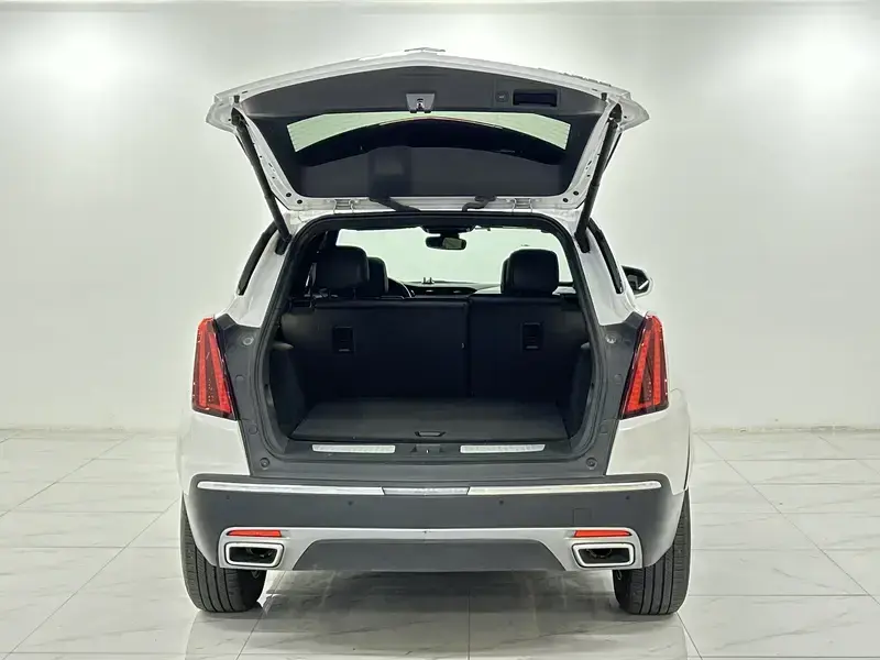 2024 Cadillac XT5 с пробегом 61 900 км
