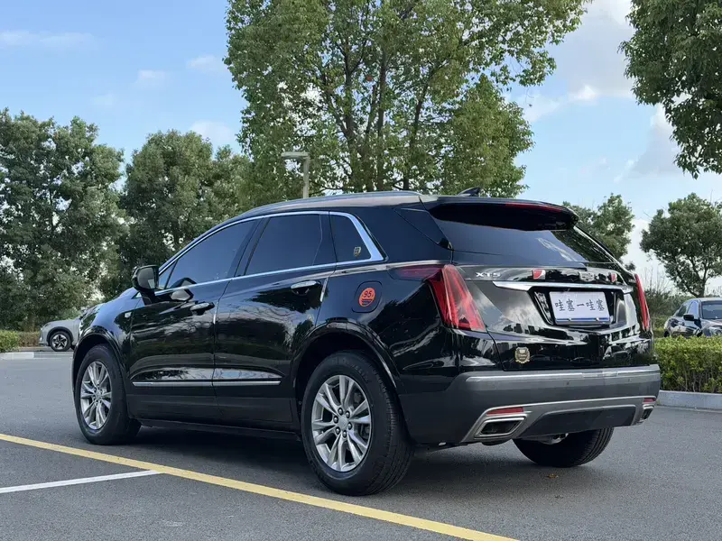 2021 Cadillac XT5 с пробегом 69 000 км
