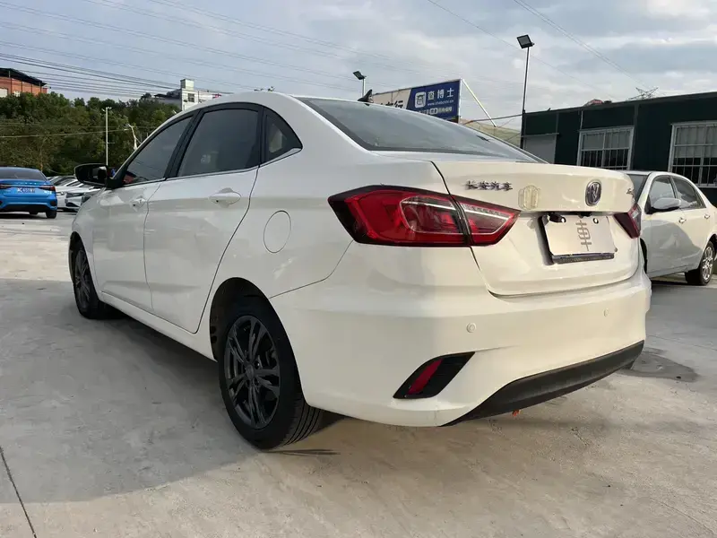 2019 Changan Eado DT с пробегом 63 000 км