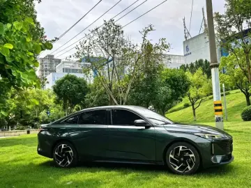 2023 Changan Yida с пробегом 20 000 км