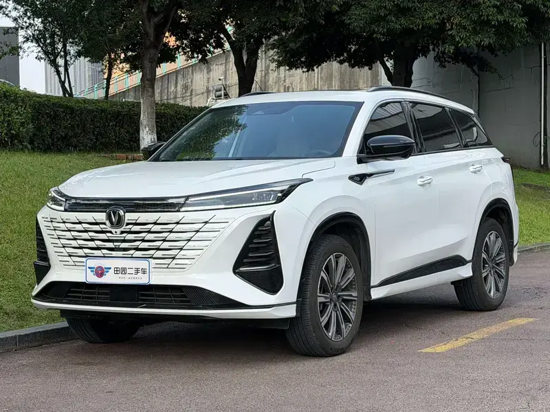 2024 Changan CS75 Plus с пробегом 8 300 км