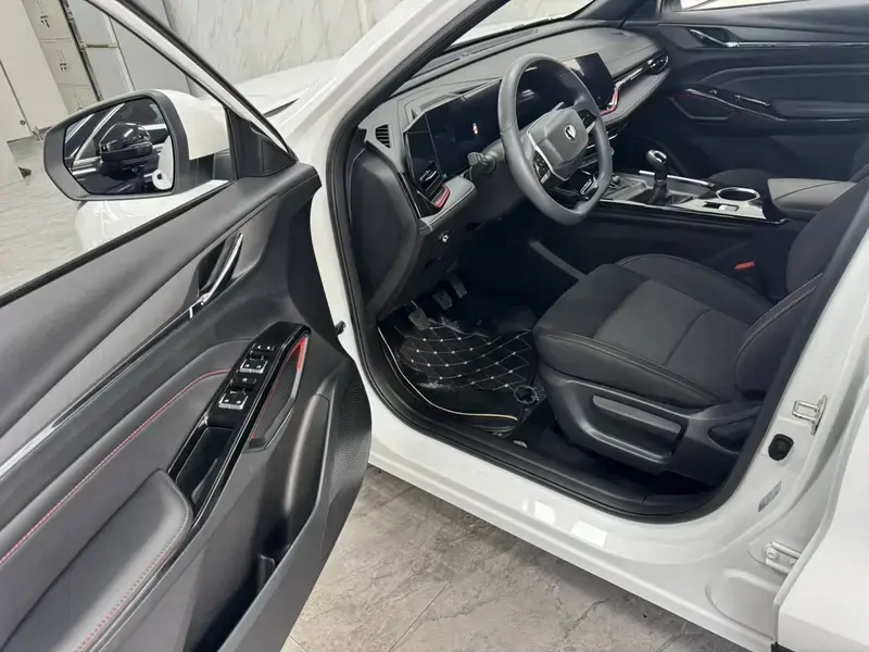 2026 Changan X5 Plus с пробегом 6 000 км