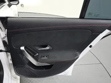 2024 Mercedes-Benz CLA с пробегом 40 542 км