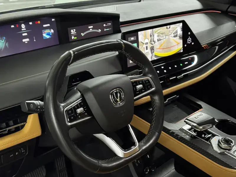 2021 Changan UNI-K с пробегом 68 000 км