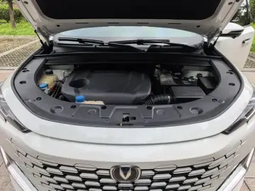 2021 Changan UNI-K с пробегом 30 300 км