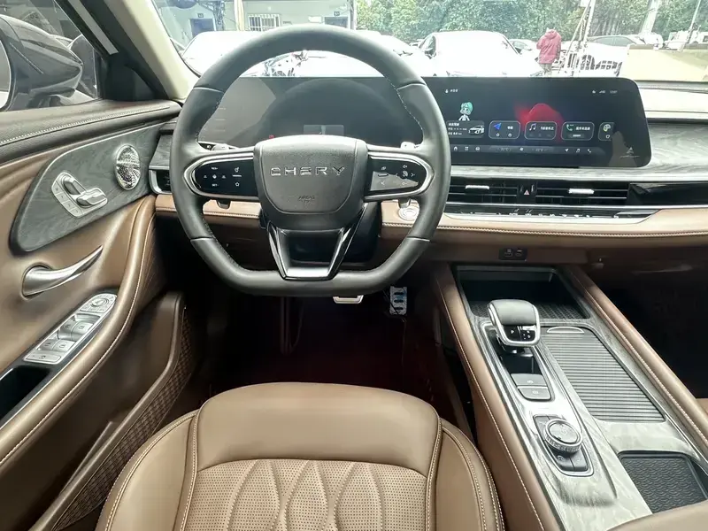 2025 Chery Arrizo 8 с пробегом 18 200 км