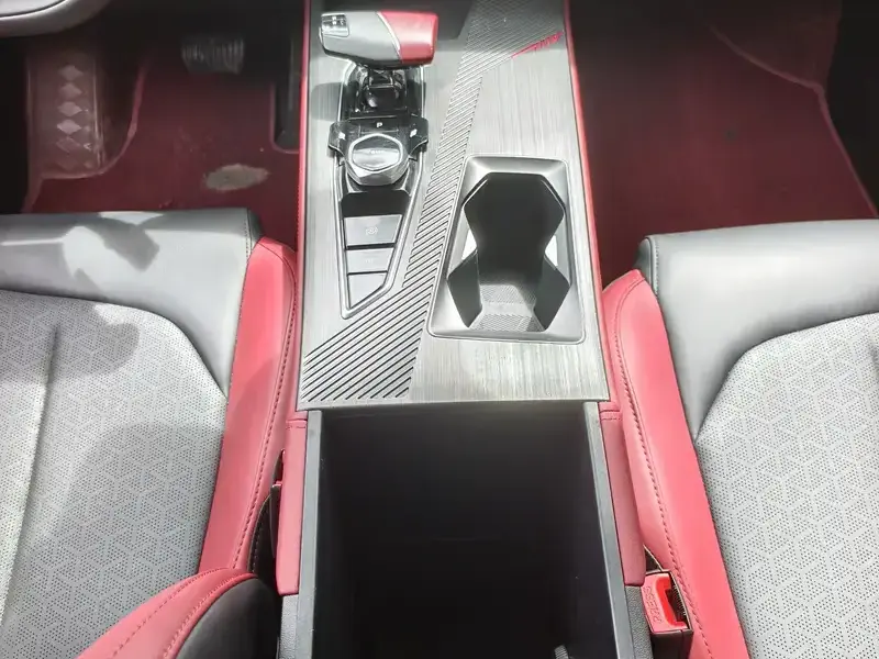 2022 Oshan Z6 с пробегом 23 000 км