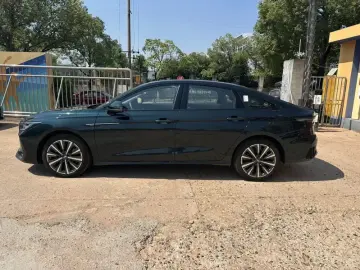 2025 Chery Arrizo 8 с пробегом 5 000 км