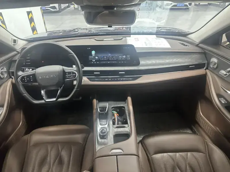 2023 Chery Arrizo 8 с пробегом 24 000 км