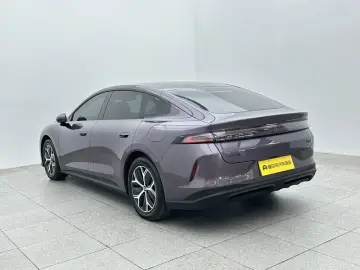 2026 Changan Qiyuan A06 с пробегом 8 400 км