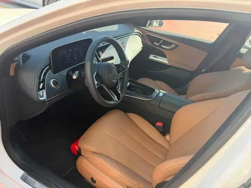 2025 Mercedes-Benz E-Класс с пробегом 6 268 км