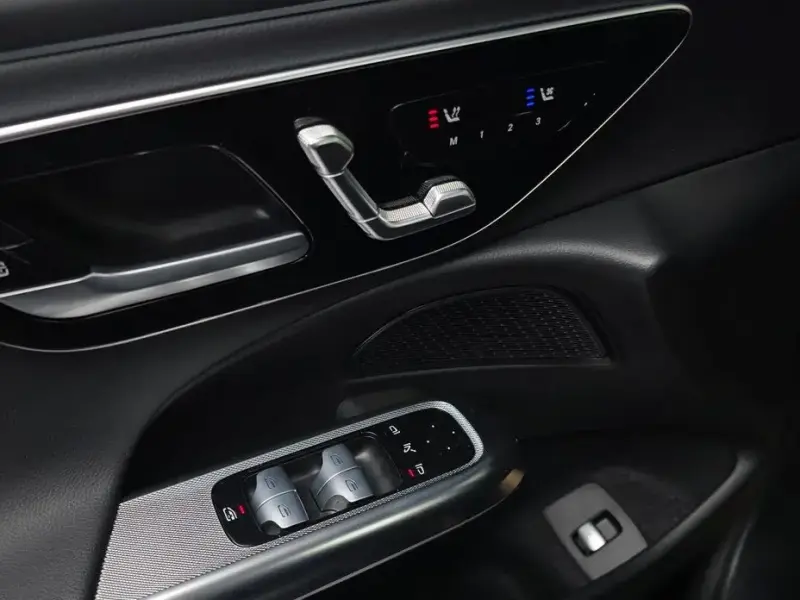 2024 Mercedes-Benz E-Класс с пробегом 34 121 км