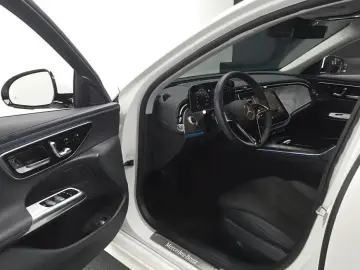 2024 Mercedes-Benz E-Класс с пробегом 16 337 км