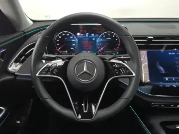2024 Mercedes-Benz E-Класс с пробегом 16 337 км