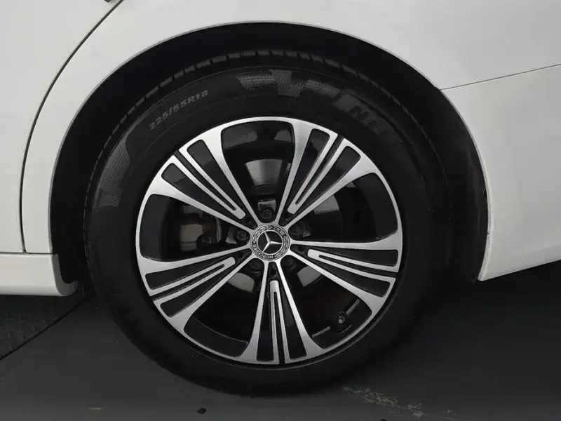 2024 Mercedes-Benz E-Класс с пробегом 16 337 км