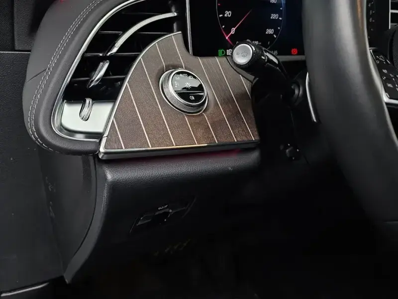 2025 Mercedes-Benz E-Класс с пробегом 5 678 км