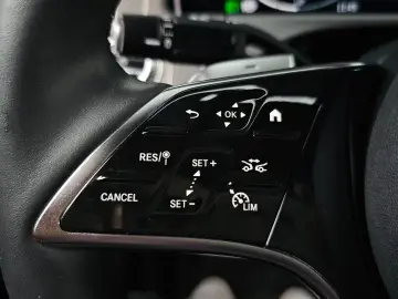 2025 Mercedes-Benz E-Класс с пробегом 5 678 км