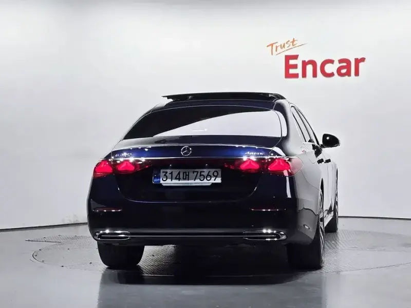 2024 Mercedes-Benz E-Класс с пробегом 65 866 км