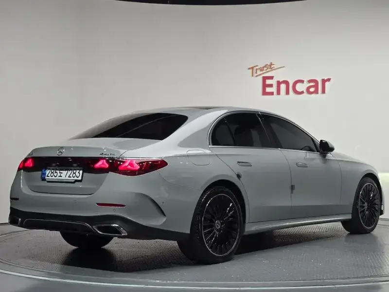 2024 Mercedes-Benz E-Класс с пробегом 67 697 км