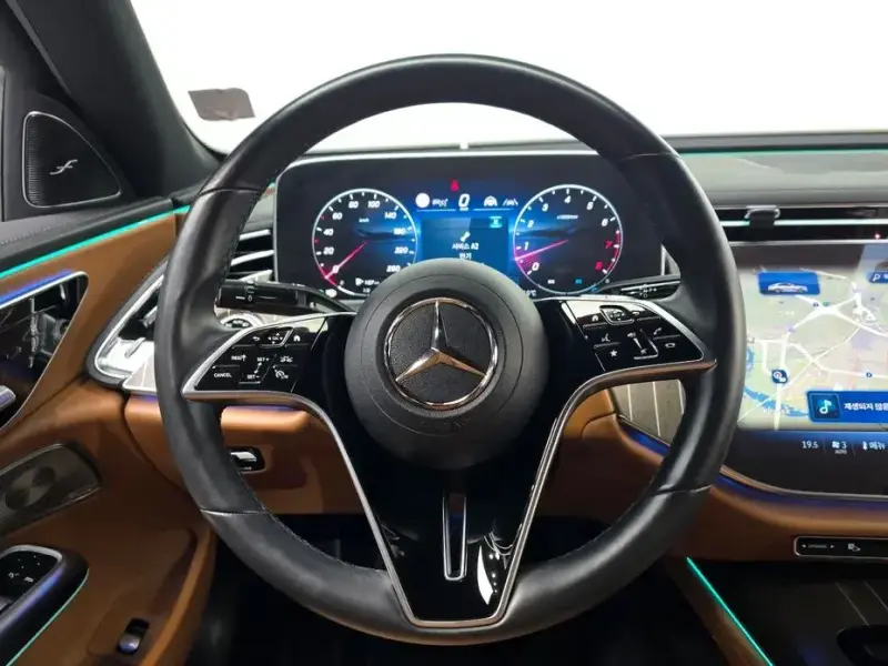 2024 Mercedes-Benz E-Класс с пробегом 65 866 км