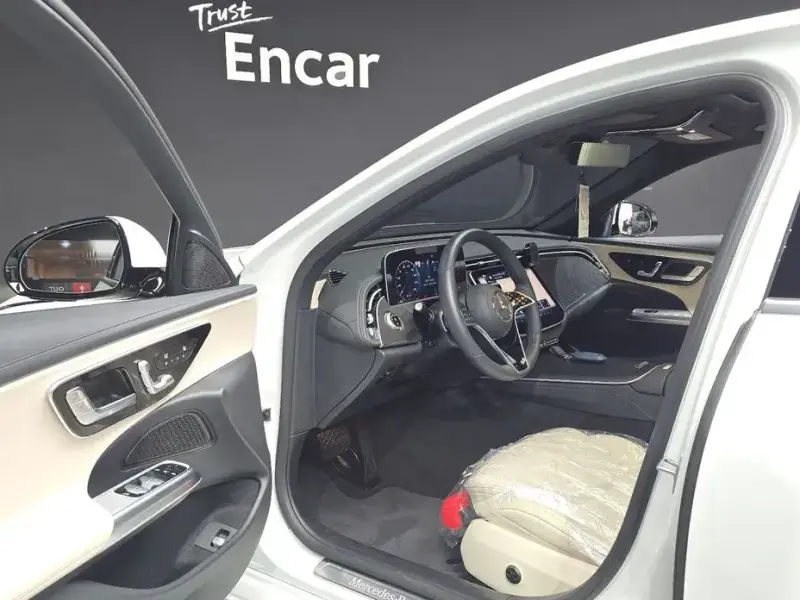 2025 Mercedes-Benz E-Класс с пробегом 13 263 км