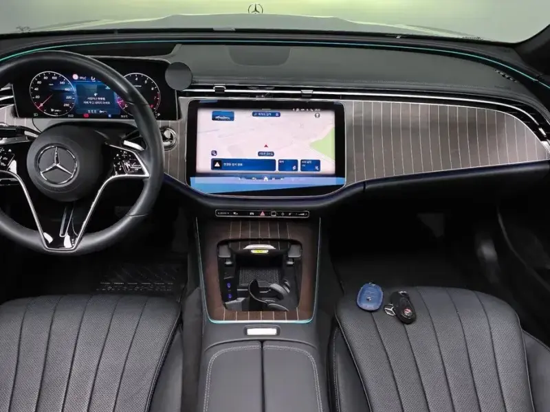 2025 Mercedes-Benz E-Класс с пробегом 14 663 км